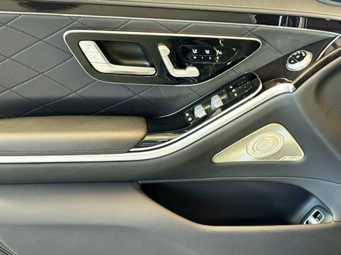 Certified 2022 Mercedes-Benz S 500 4MATIC image 17