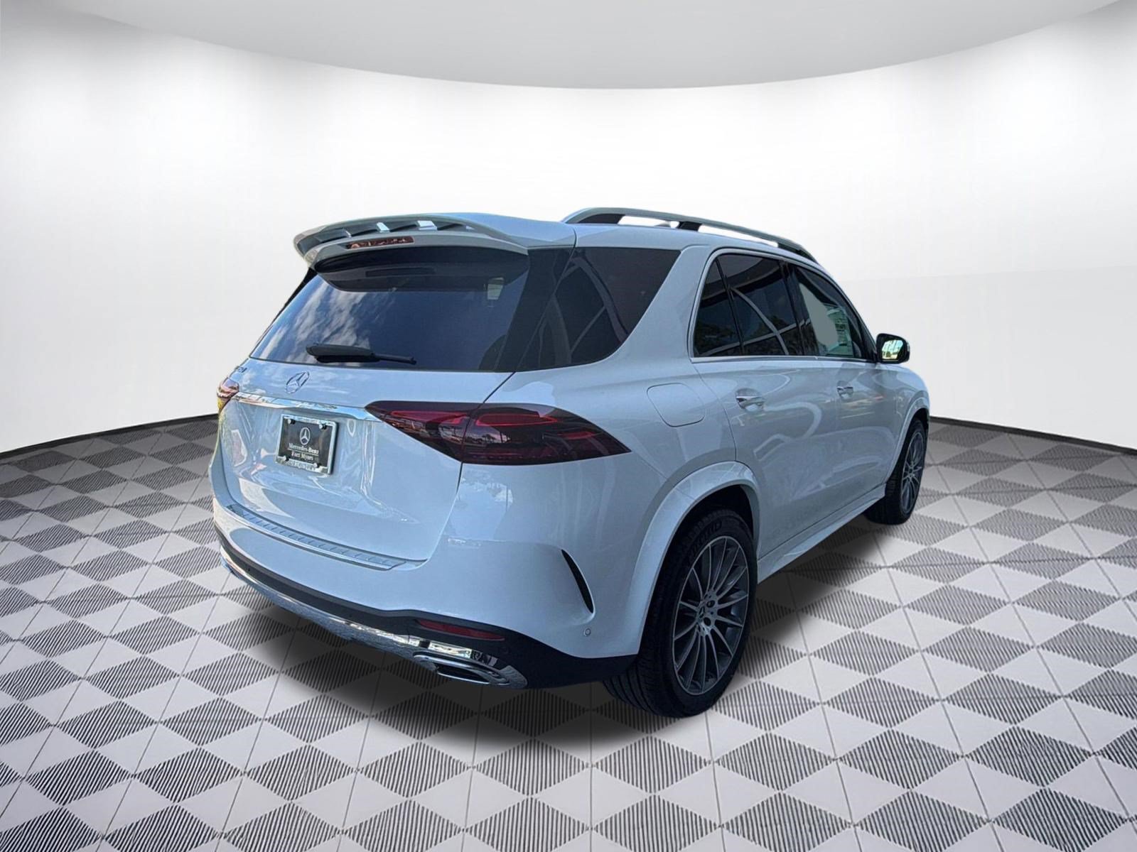Used 2026 Mercedes-Benz GLE 350 4MATIC image 9