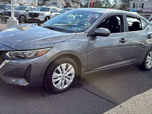 Certified 2025 Nissan Sentra S FWD image 3