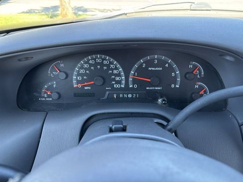 Used 2001 Ford F150 XLT RWD image 35