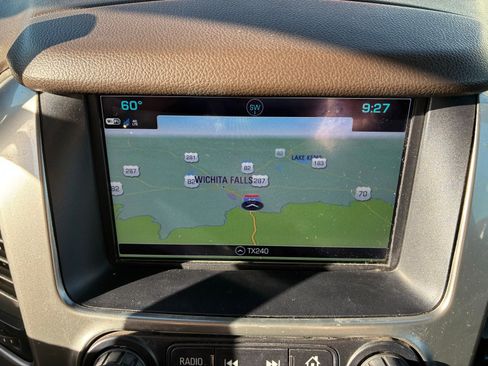 Used 2019 Chevrolet Tahoe LT image 11