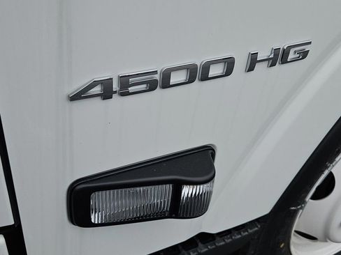 New 2025 Chevrolet Low Cab Forward image 19