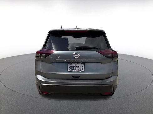 Used 2025 Nissan Rogue SV FWD image 12