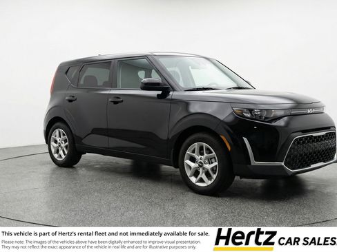 Used 2025 Kia Soul LX w/ LX Technology Package image 1