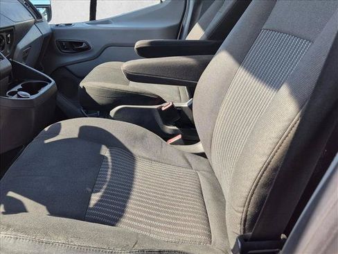 Used 2019 Ford Transit 150 130 Low Roof RWD image 15