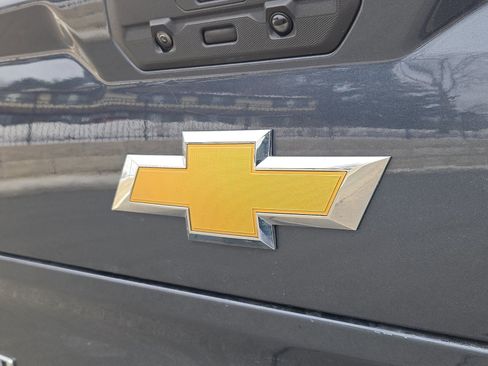 Used 2022 Chevrolet Silverado 1500 LTZ image 29