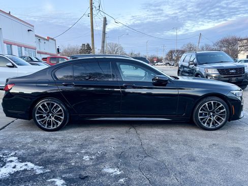 Used 2020 BMW 750i xDrive w/ Executive Package AWD/4WD image 11