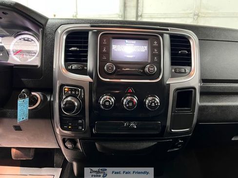Used 2021 RAM 1500 Classic SLT image 37