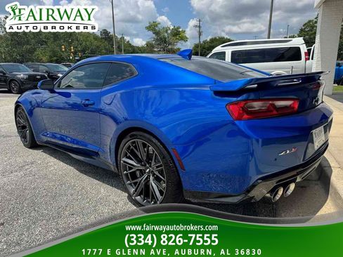 Used 2018 Chevrolet Camaro ZL1 RWD image 8
