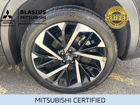 Used 2024 Mitsubishi Outlander 4WD Plug-In Hybrid image 33