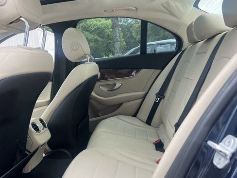 Used 2015 Mercedes-Benz C 300 4MATIC Sedan image 18