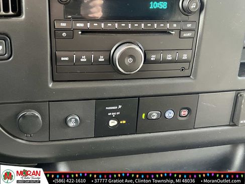 Used 2017 Chevrolet Express 3500 LT w/ LT Preferred Equipment Group image 21