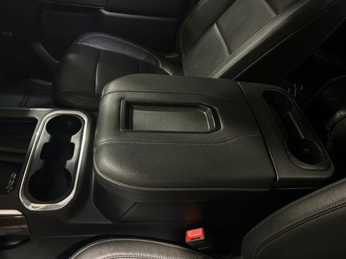 Used 2020 Chevrolet Silverado 2500 LTZ w/ LTZ Premium Package image 11