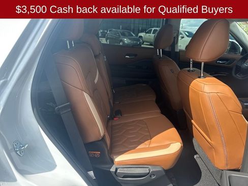 New 2026 Nissan Pathfinder Platinum image 43