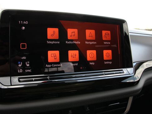 New 2026 Volkswagen Atlas Peak Edition AWD/4WD image 18