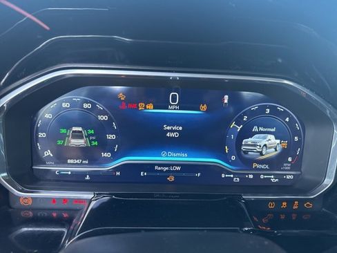 Used 2023 Chevrolet Silverado 1500 LT w/ Protection Package image 7