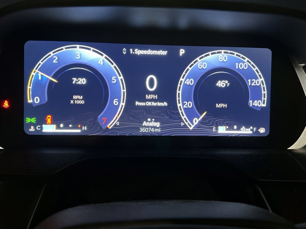 Used 2025 Jeep Grand Cherokee Altitude AWD/4WD image 24