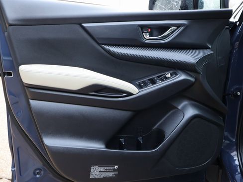 Used 2024 Subaru Ascent Premium w/ Convenience Package image 23