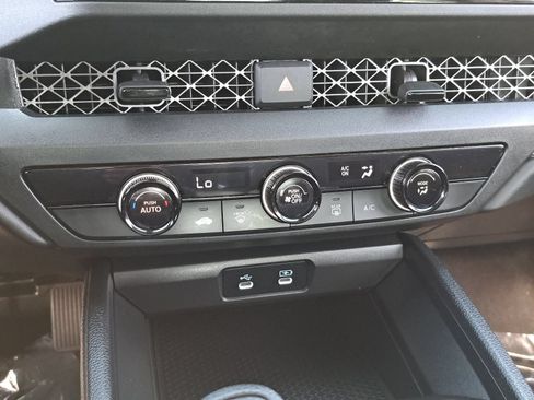 Used 2025 Honda Accord LX image 25