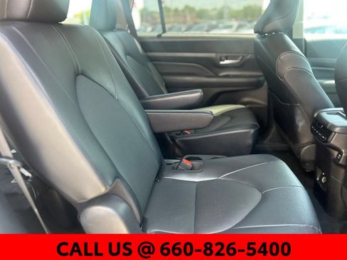 Used 2024 Toyota Grand Highlander FWD image 6