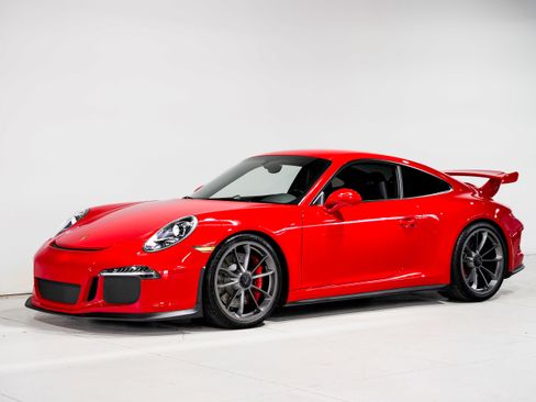 Used 2015 Porsche 911 GT3 RWD image 6