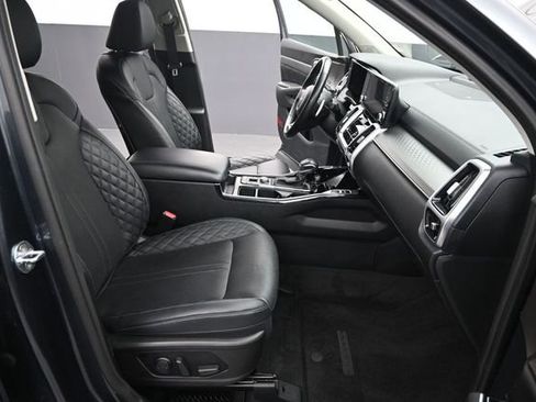 Used 2022 Kia Sorento SX FWD image 29