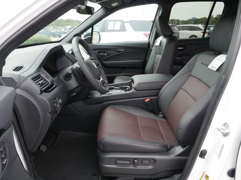 New 2026 Honda Ridgeline Black Edition image 16