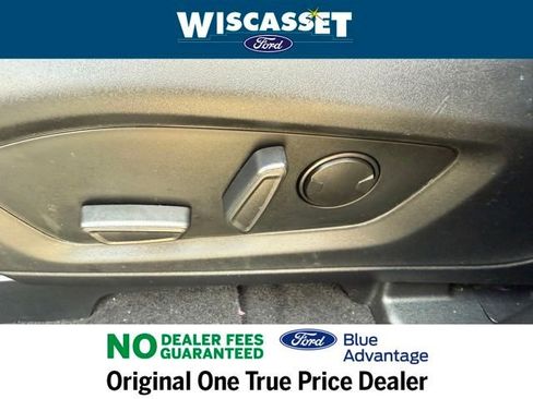 Certified 2022 Ford Explorer XLT w/ Equipment Group 202A image 23