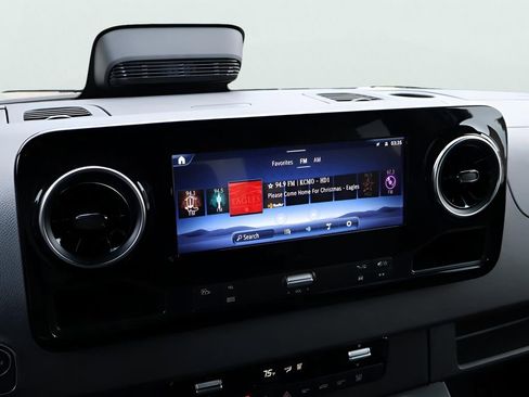 New 2025 Mercedes-Benz Sprinter 2500 image 29