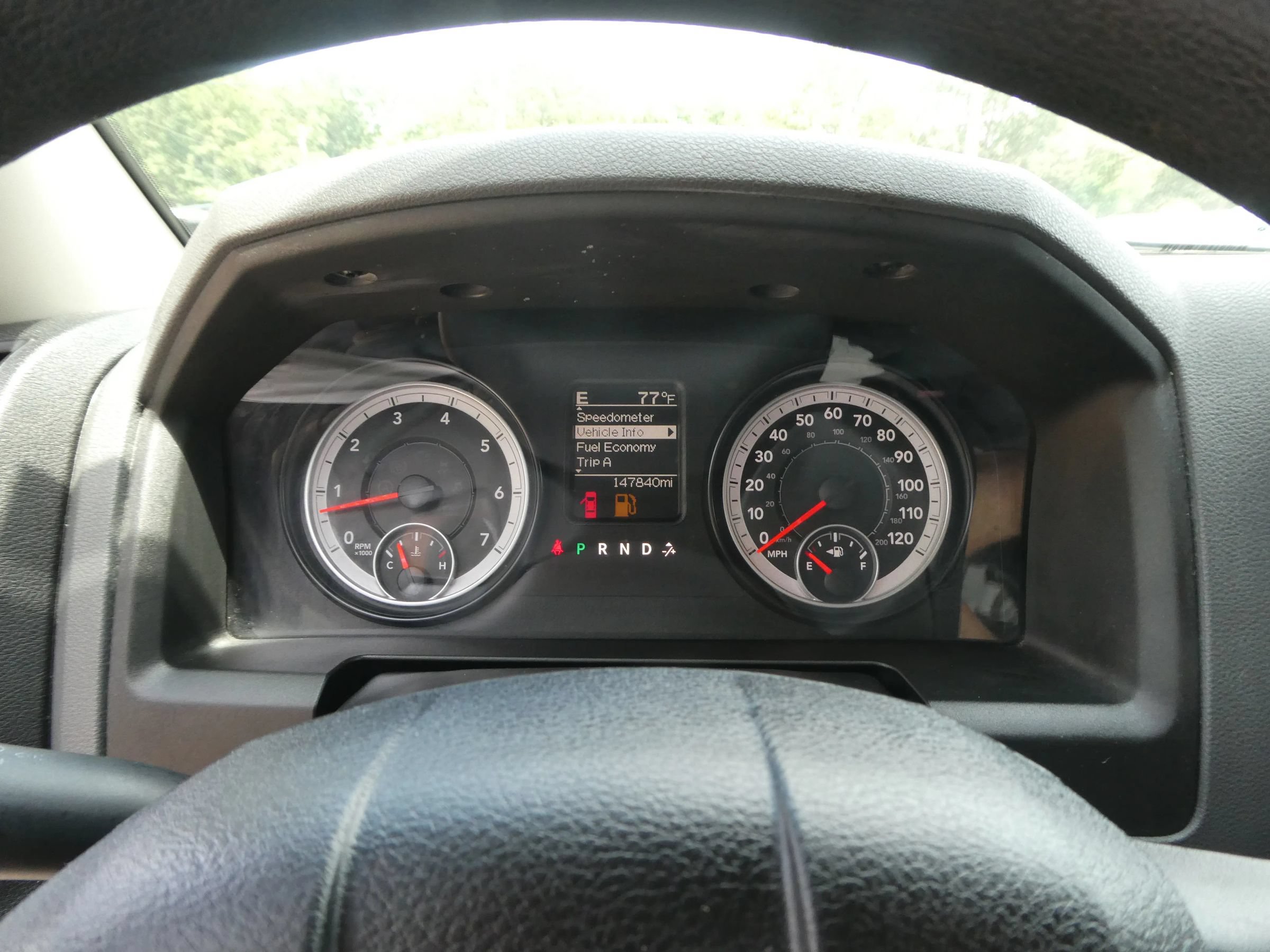 Used 2014 RAM 1500 Express RWD image 17