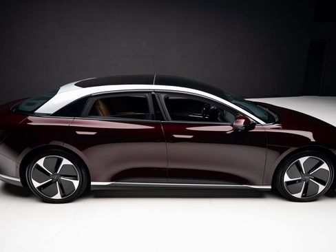 Used 2023 Lucid Air Touring AWD/4WD image 35