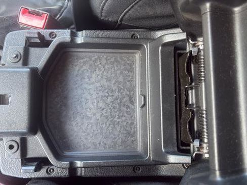 Used 2020 Jeep Wrangler Sport AWD/4WD image 16