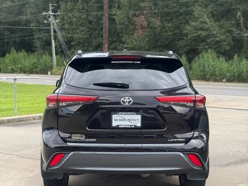 Used 2021 Toyota Highlander Limited FWD image 5