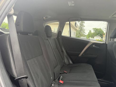 Used 2015 Toyota RAV4 XLE AWD/4WD image 25