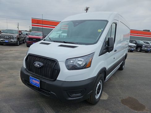 New 2026 Ford Transit 250 148 Medium Roof RWD image 4