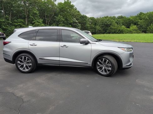 Certified 2023 Acura MDX SH-AWD w/ Technology Package image 6
