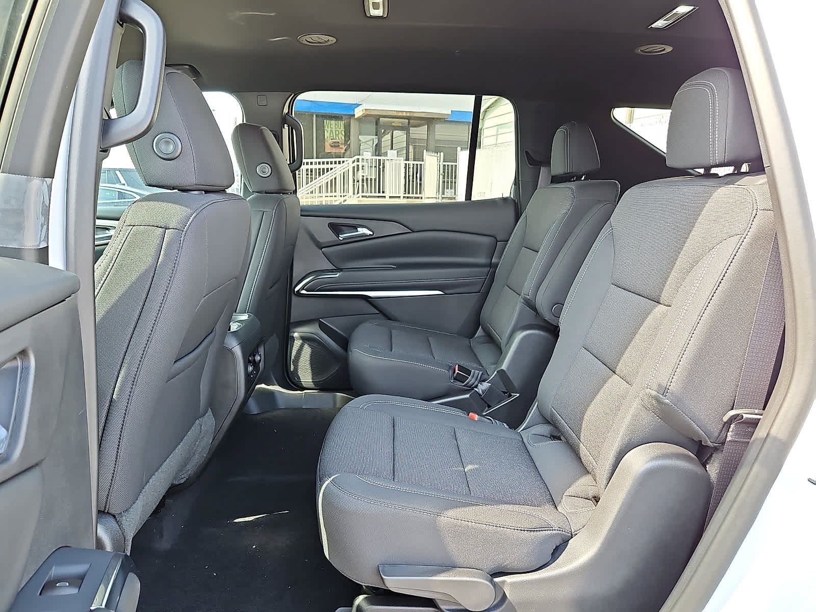 New 2027 Chevrolet Traverse LT w/ Driver Confidence Package FWD image 8