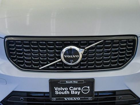 Certified 2026 Volvo XC40 B5 Plus w/ Protection Package Premier AWD/4WD image 8