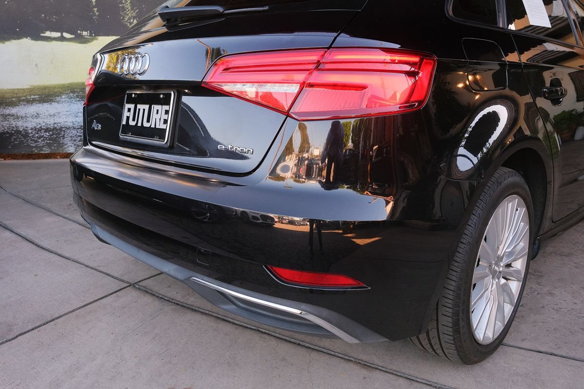 Used 2018 Audi A3 e-tron Premium FWD image 37