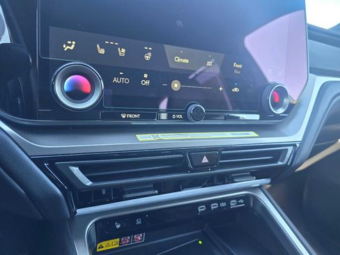 New 2026 Lexus TX 350 AWD image 32