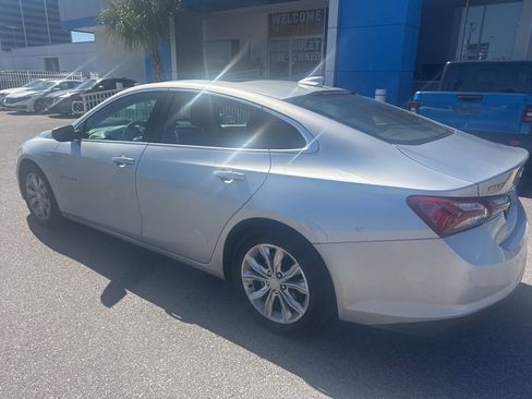 Used 2022 Chevrolet Malibu LT image 4
