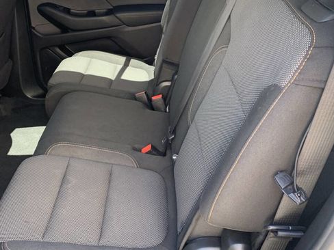 Used 2019 Chevrolet Traverse LT FWD image 19