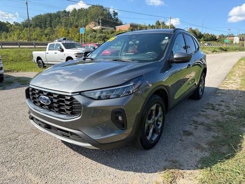 Used 2025 Ford Escape ST-Line Select AWD/4WD image 7