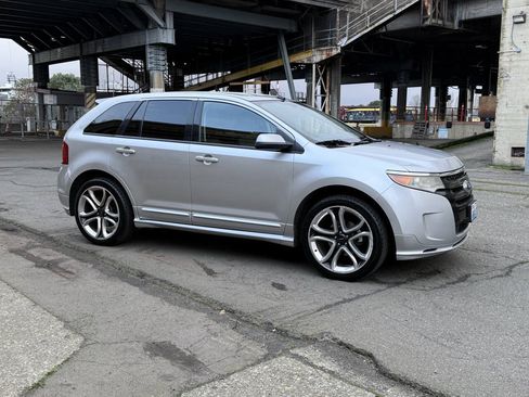 Used 2011 Ford Edge Sport w/ Driver Entry Pkg AWD/4WD image 14