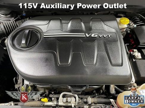 Used 2020 Jeep Cherokee Latitude Plus w/ Cold Weather Group AWD/4WD image 24