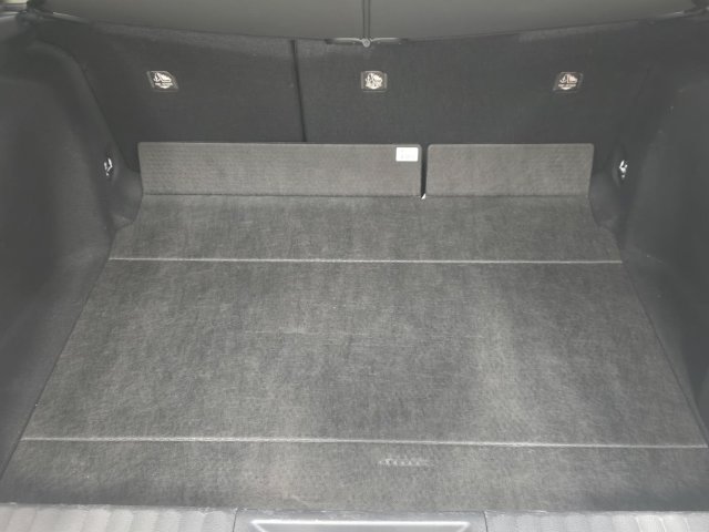 Used 2025 Toyota Prius LE FWD image 30