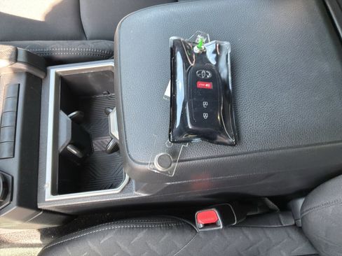 Used 2024 Toyota Tacoma SR5 image 35