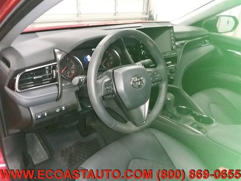 Used 2023 Toyota Camry XSE image 11