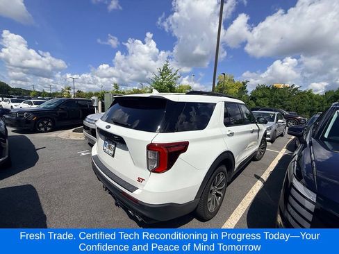 Used 2020 Ford Explorer ST w/ Premium Technology Package AWD/4WD image 4