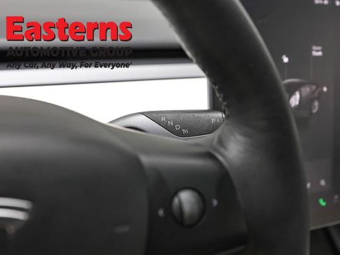 Used 2022 Tesla Model 3 image 13